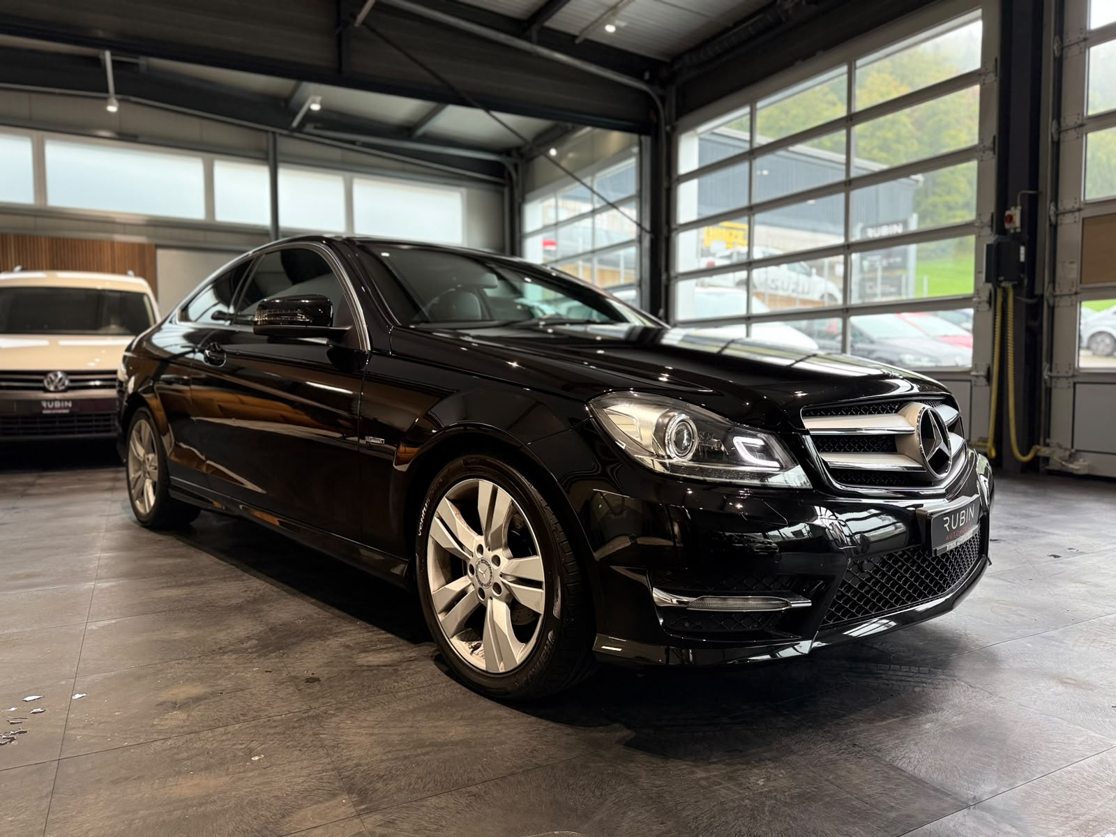 MERCEDES-BENZ C 250 Coupé 7G-Tronic-image-6