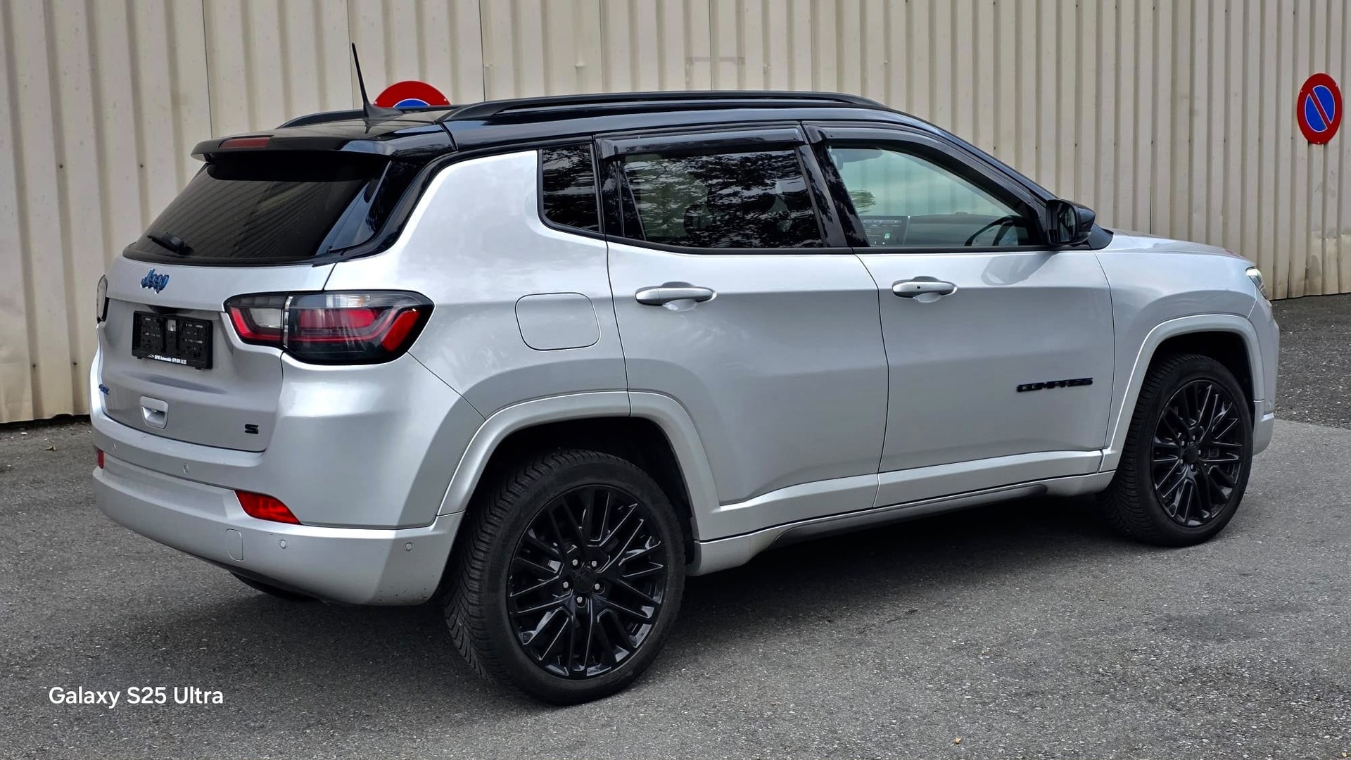 JEEP Compass 1.3 T PHEV Trailhawk Sky AWD-image-3