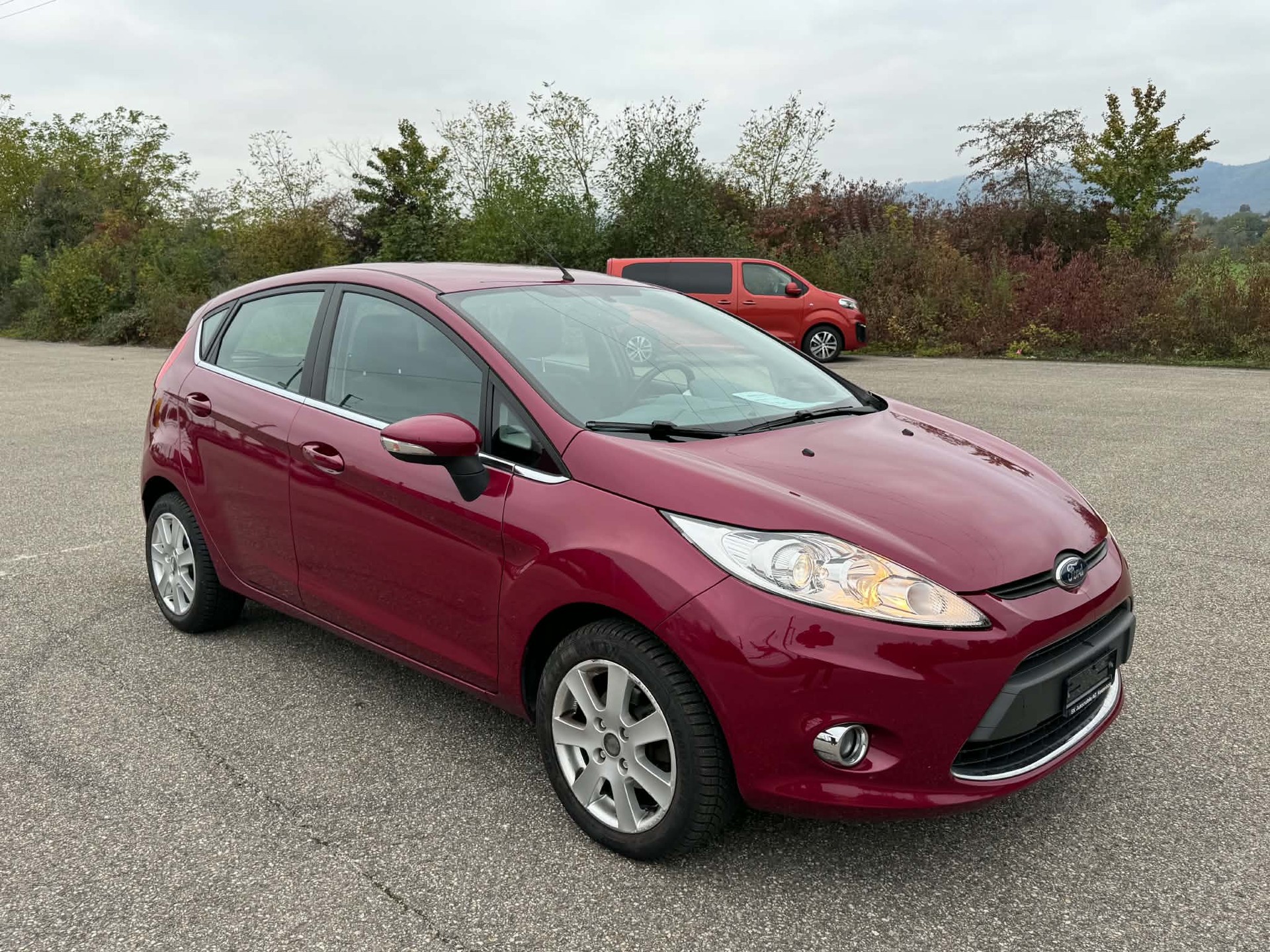 FORD Fiesta 1.4 16V Trend Automatic-image-1