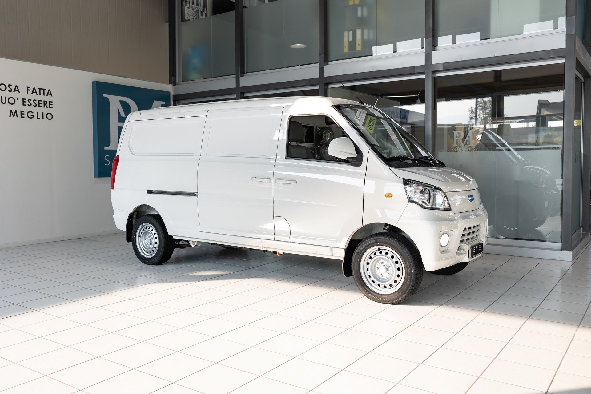 DFM Cenntro Logistar 200-image-5