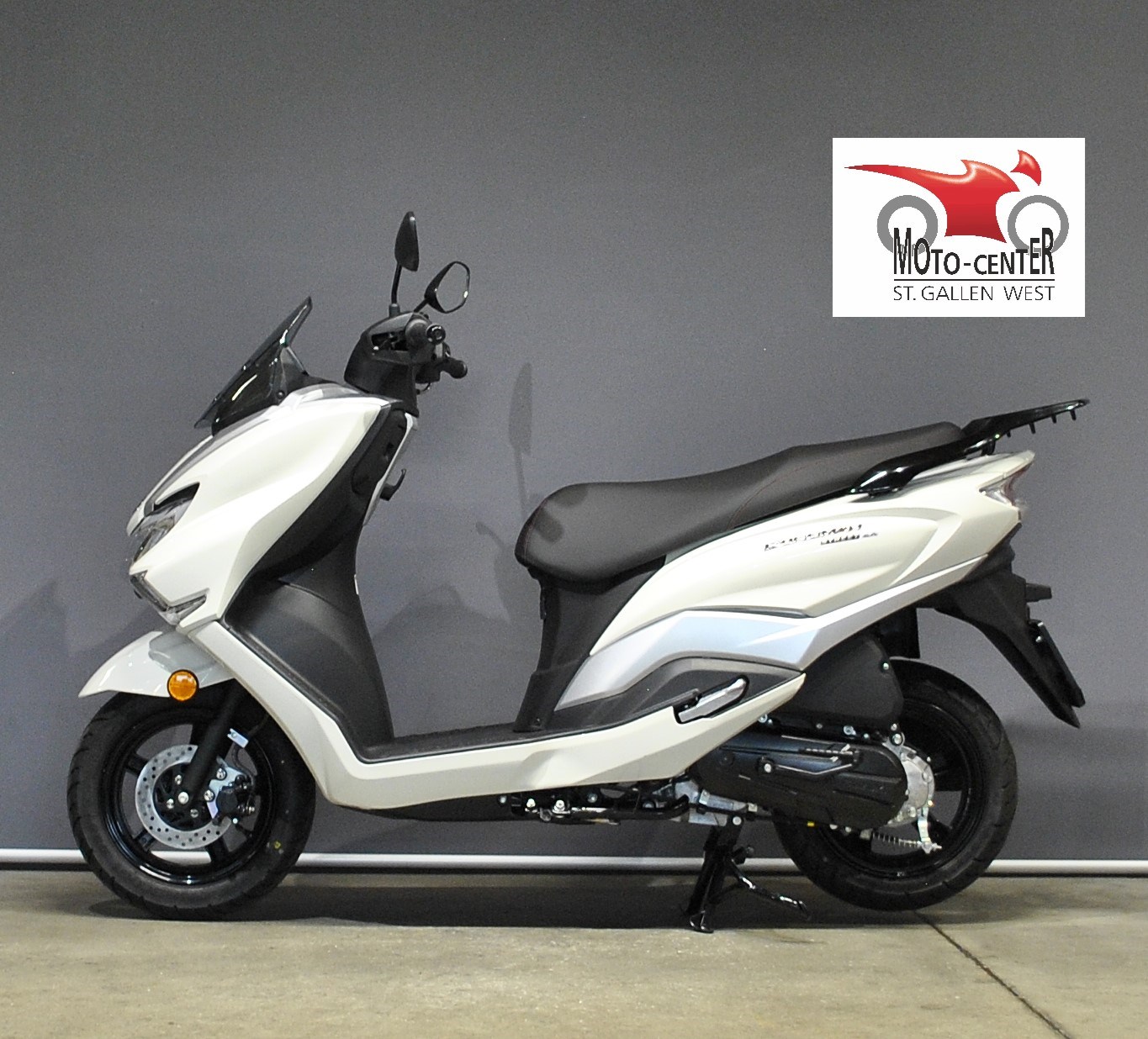 SUZUKI UH 125 Burgman ABS-showroom-element-2