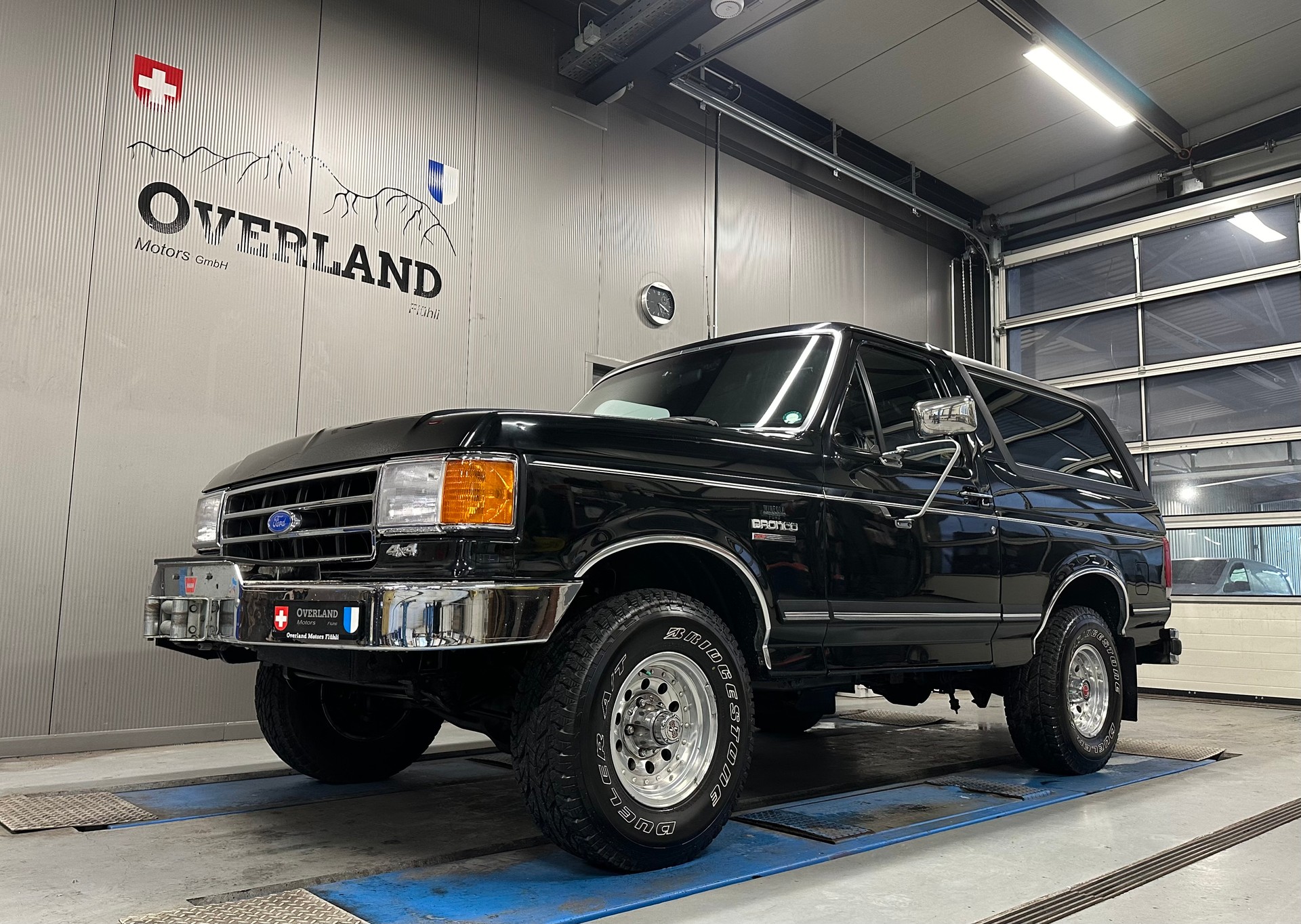 FORD BRONCO 5.8 V8