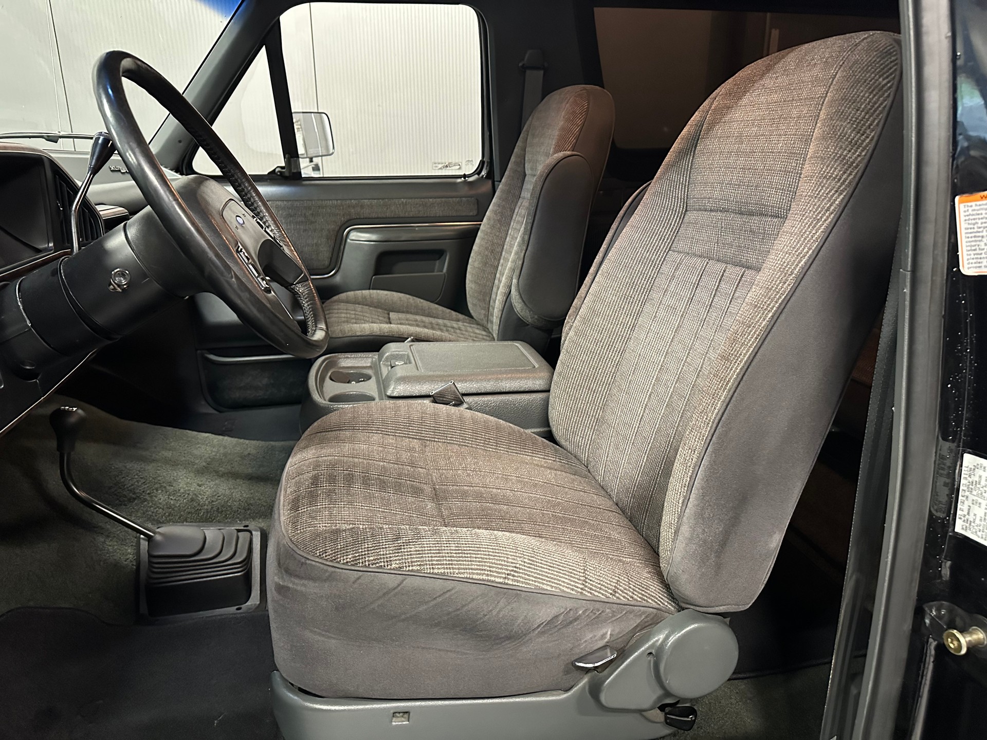 FORD BRONCO 5.8 V8-image-9