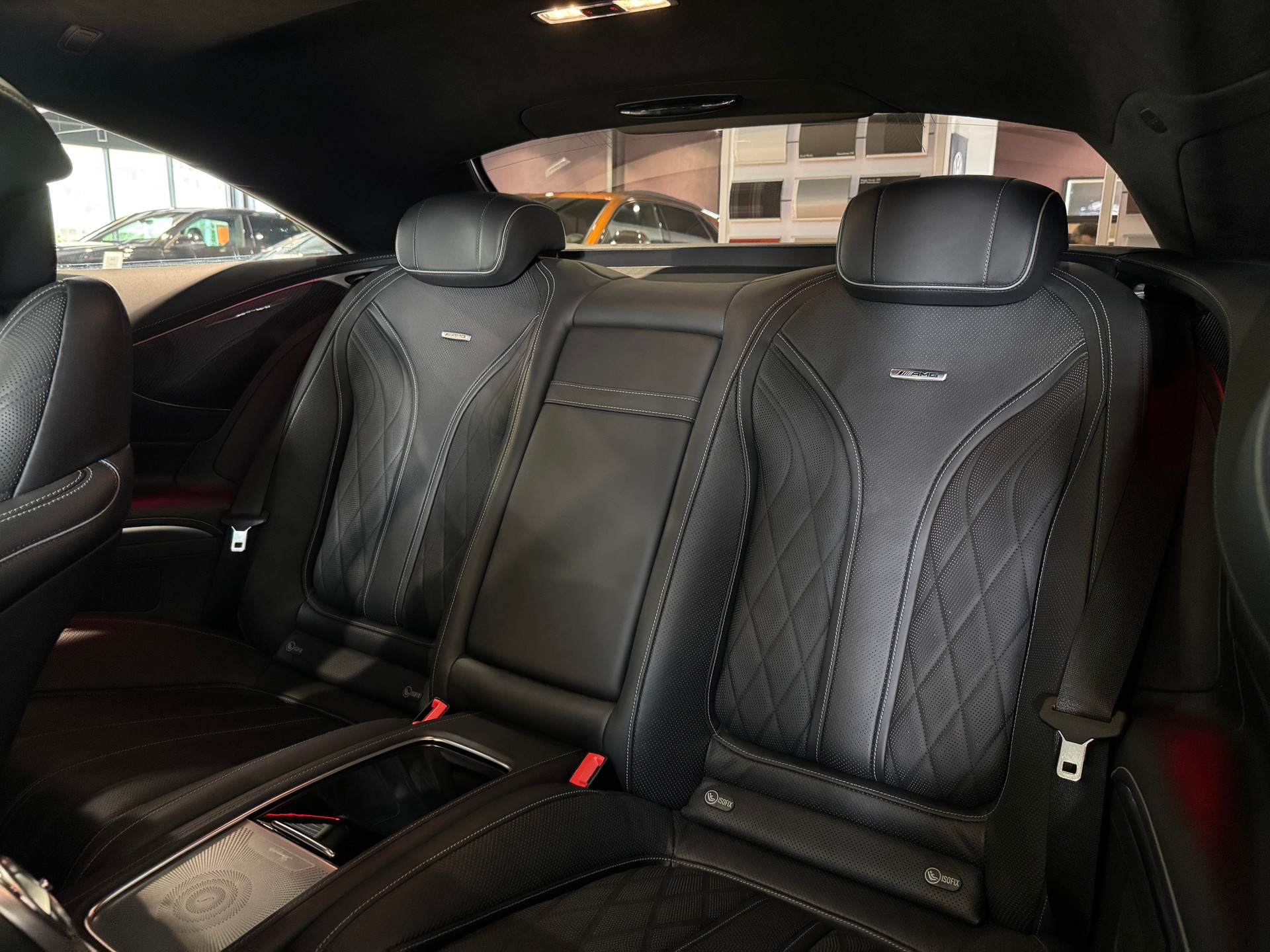 MERCEDES-BENZ S 63 AMG Coupé 4Matic AMG Night-Paket-image-18