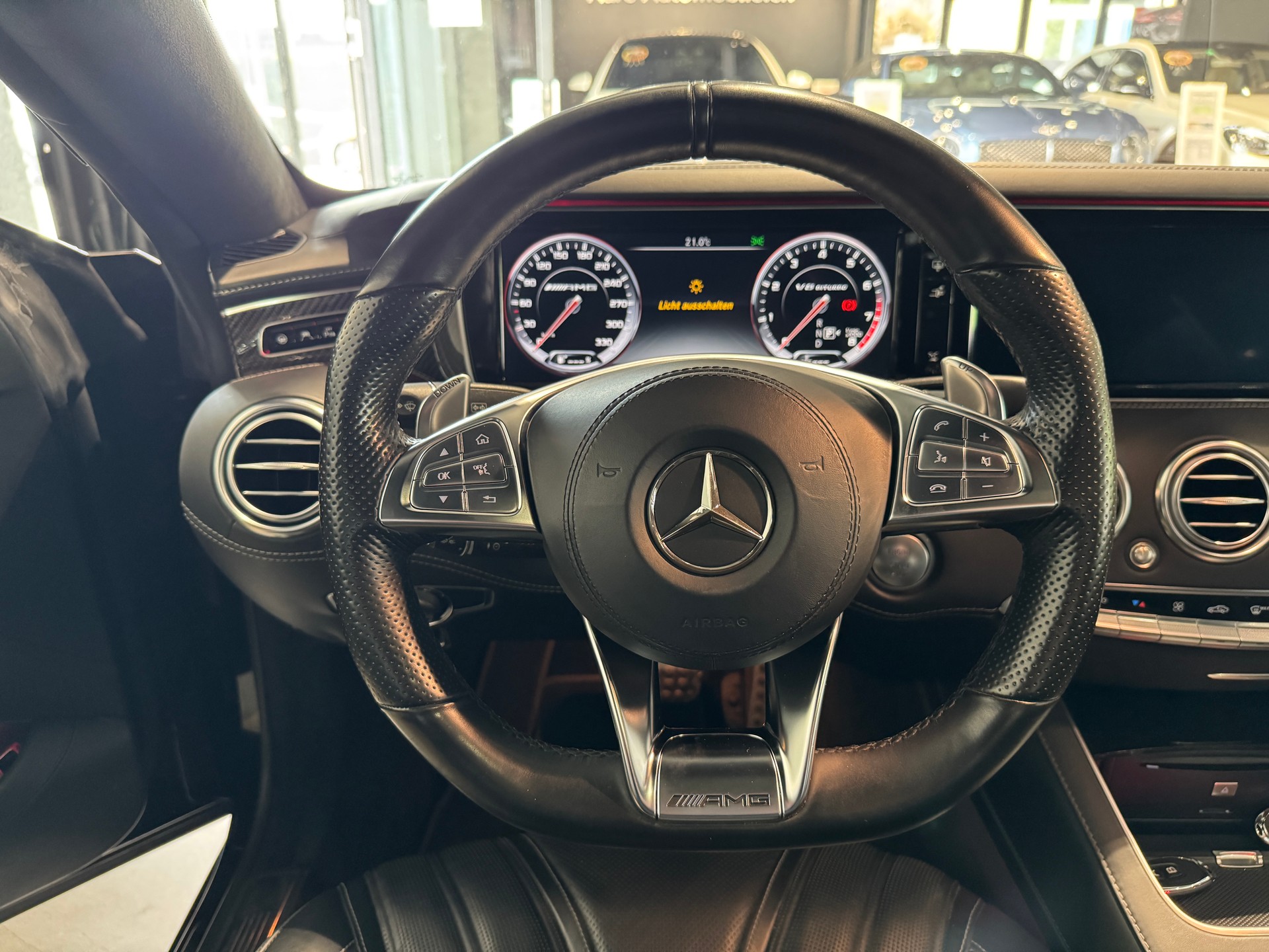 MERCEDES-BENZ S 63 AMG Coupé 4Matic AMG Night-Paket-image-10