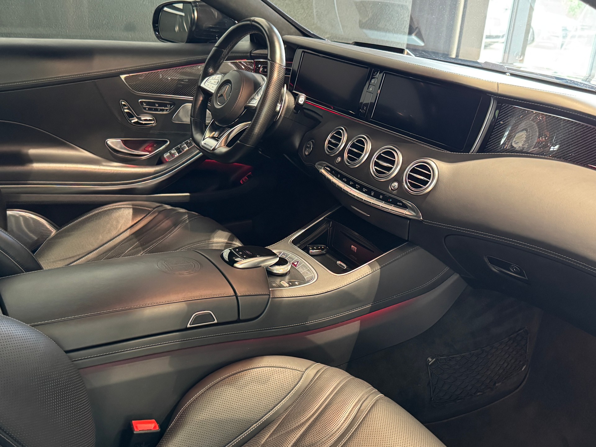 MERCEDES-BENZ S 63 AMG Coupé 4Matic AMG Night-Paket-image-12