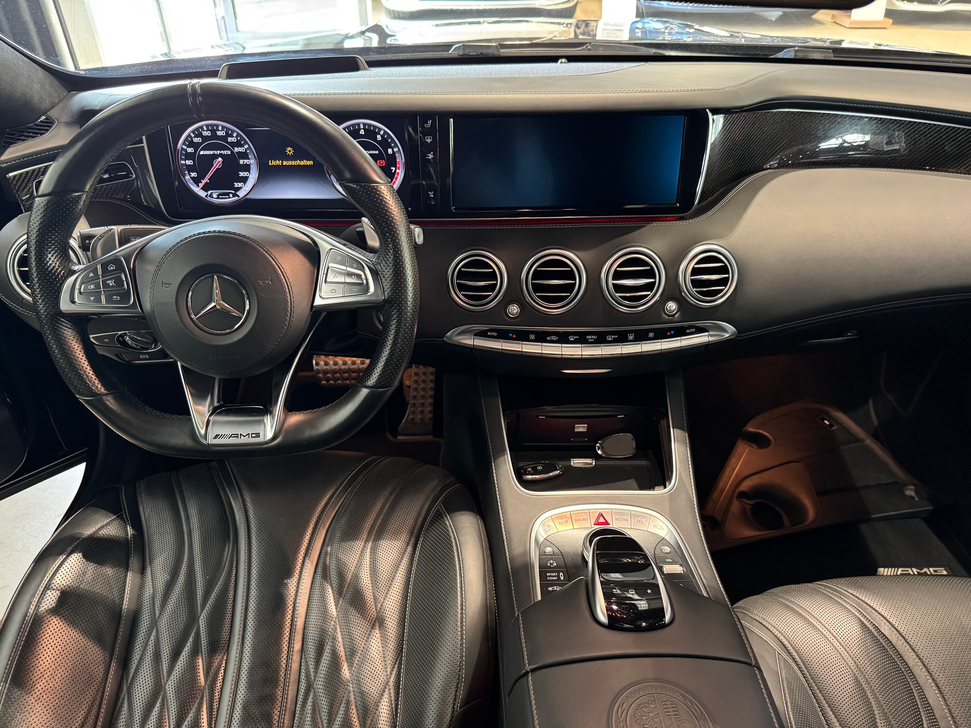 MERCEDES-BENZ S 63 AMG Coupé 4Matic AMG Night-Paket-image-9
