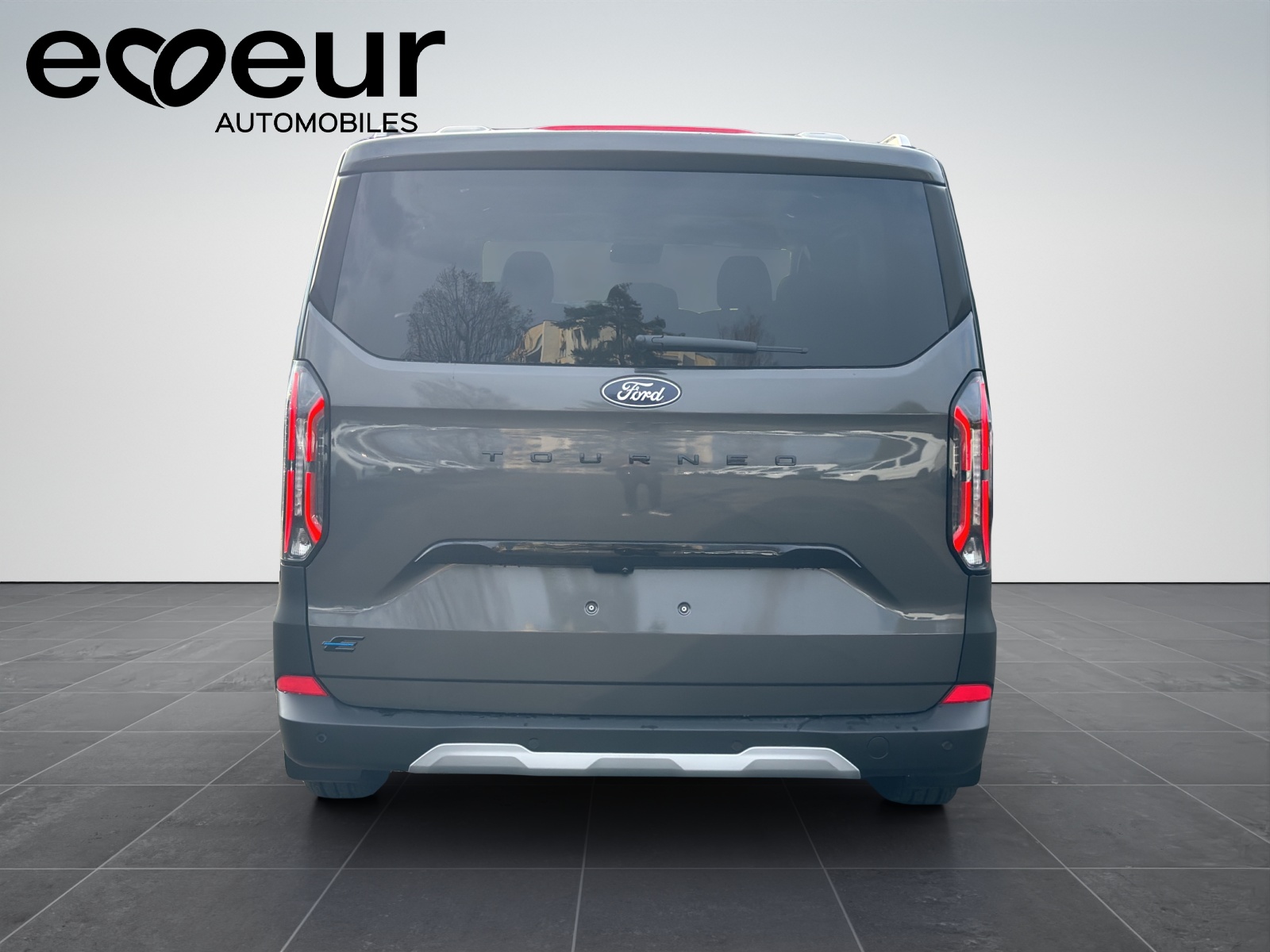 FORD Tourneo Bus 340 L2H1 82,5kWh Active-image-3