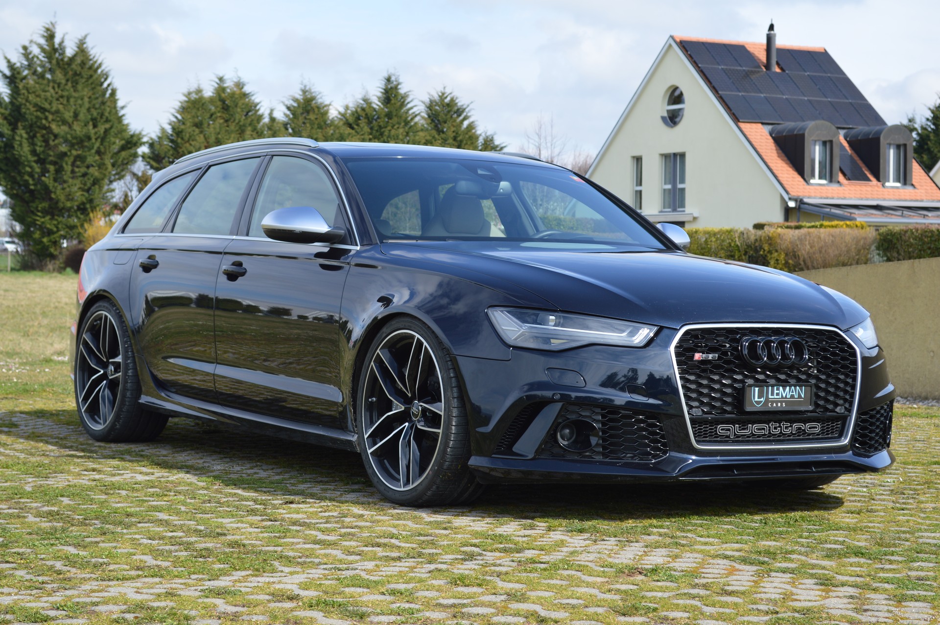 AUDI RS6 Avant 4.0 TFSI V8 performance quattro-image-2