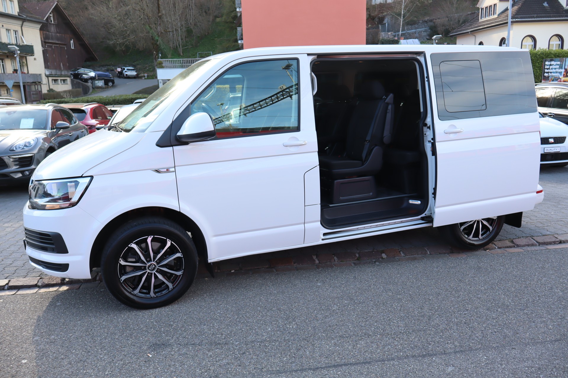 VW T6 Multivan 2.0 TDI Comfortline 4Motion DSG-image-7