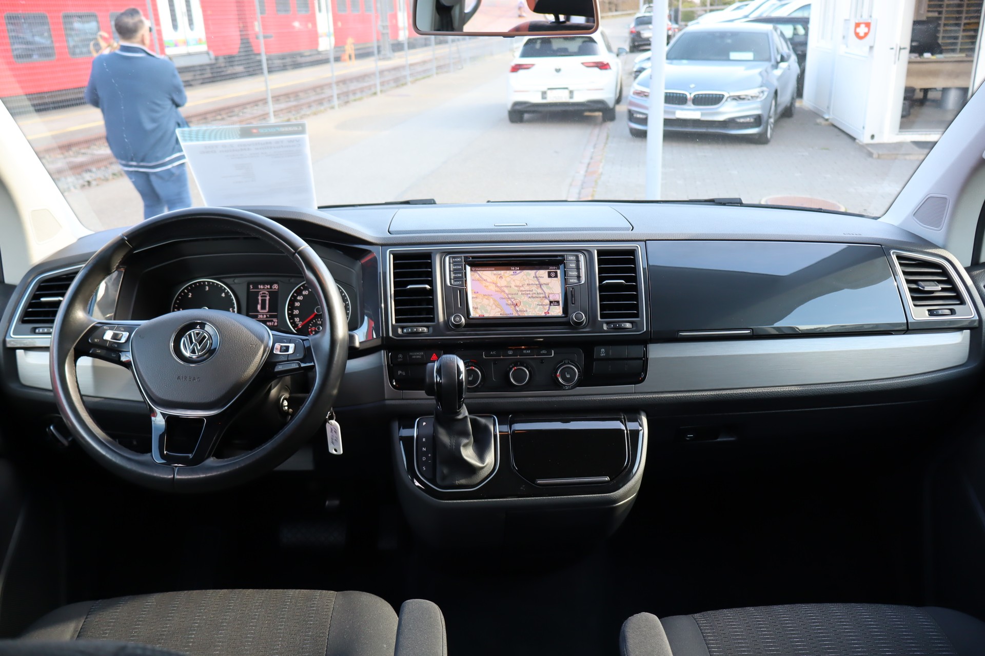 VW T6 Multivan 2.0 TDI Comfortline 4Motion DSG-image-10