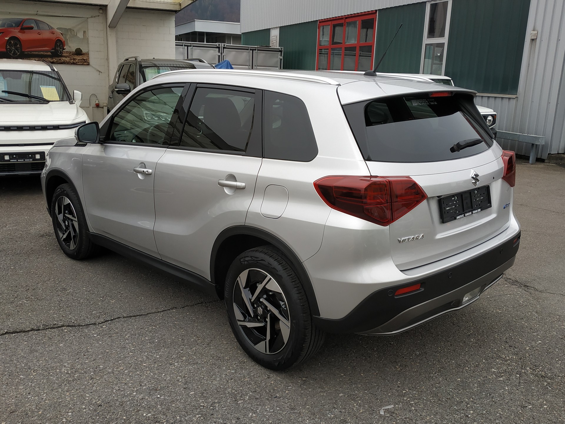 SUZUKI Vitara 1.4 Boosterjet Compact Top 4x4 Hybrid-image-3