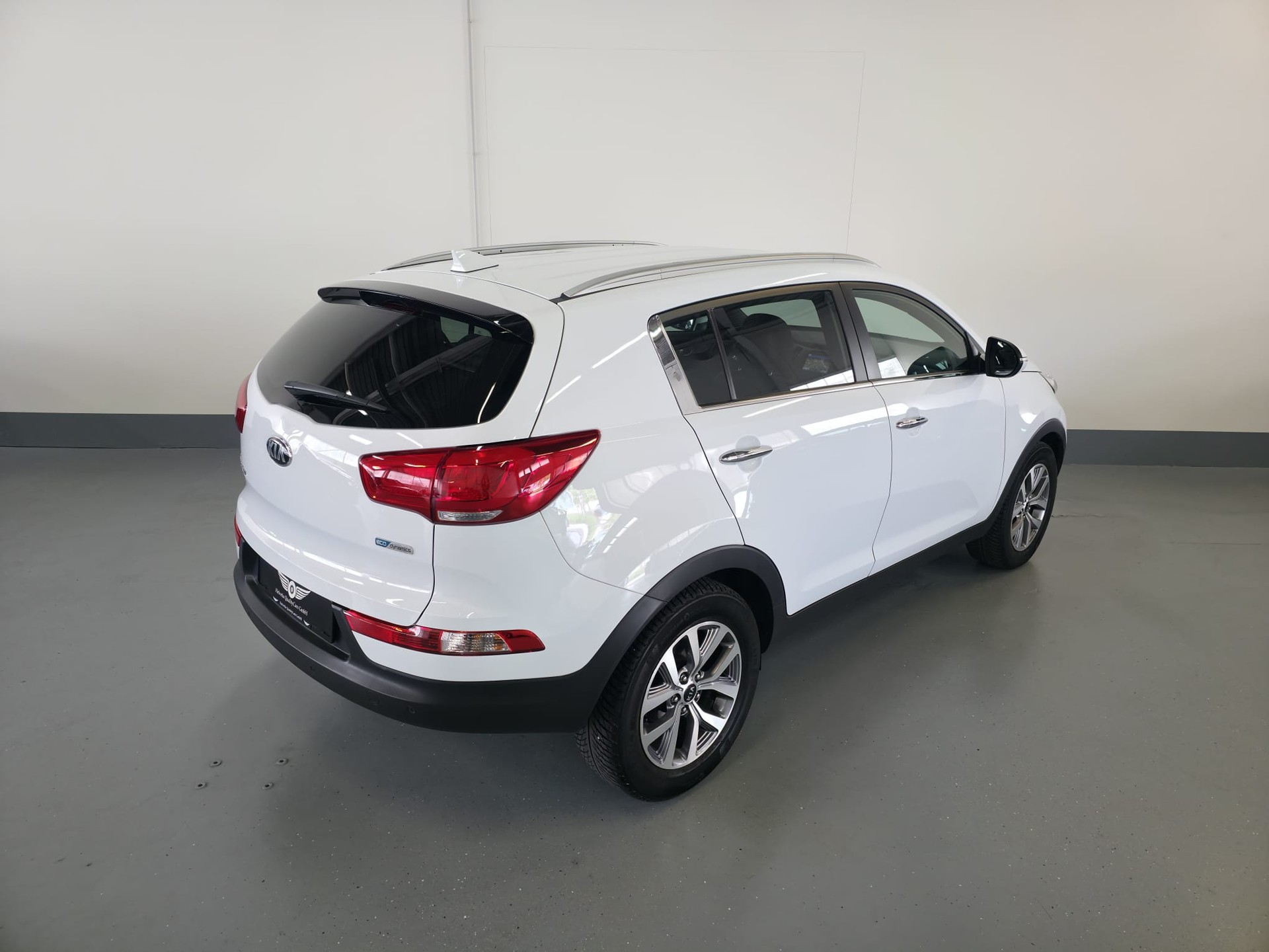 KIA Sportage 1.7 CRDi Swiss Eco Edition-image-9