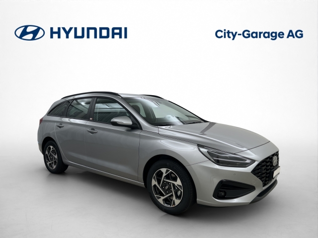 HYUNDAI i30 Wagon 1.5 T-GDi Amplia-image-3