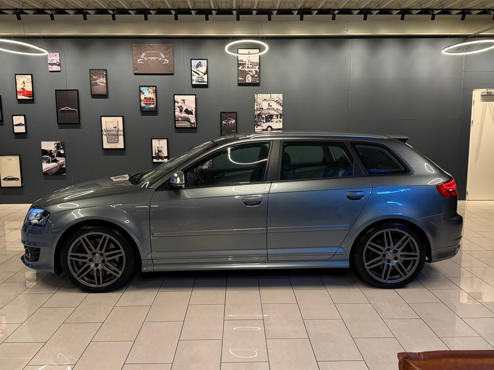 AUDI S3 Sportback 2.0 TFSI quattro S-tronic-showroom-element-3