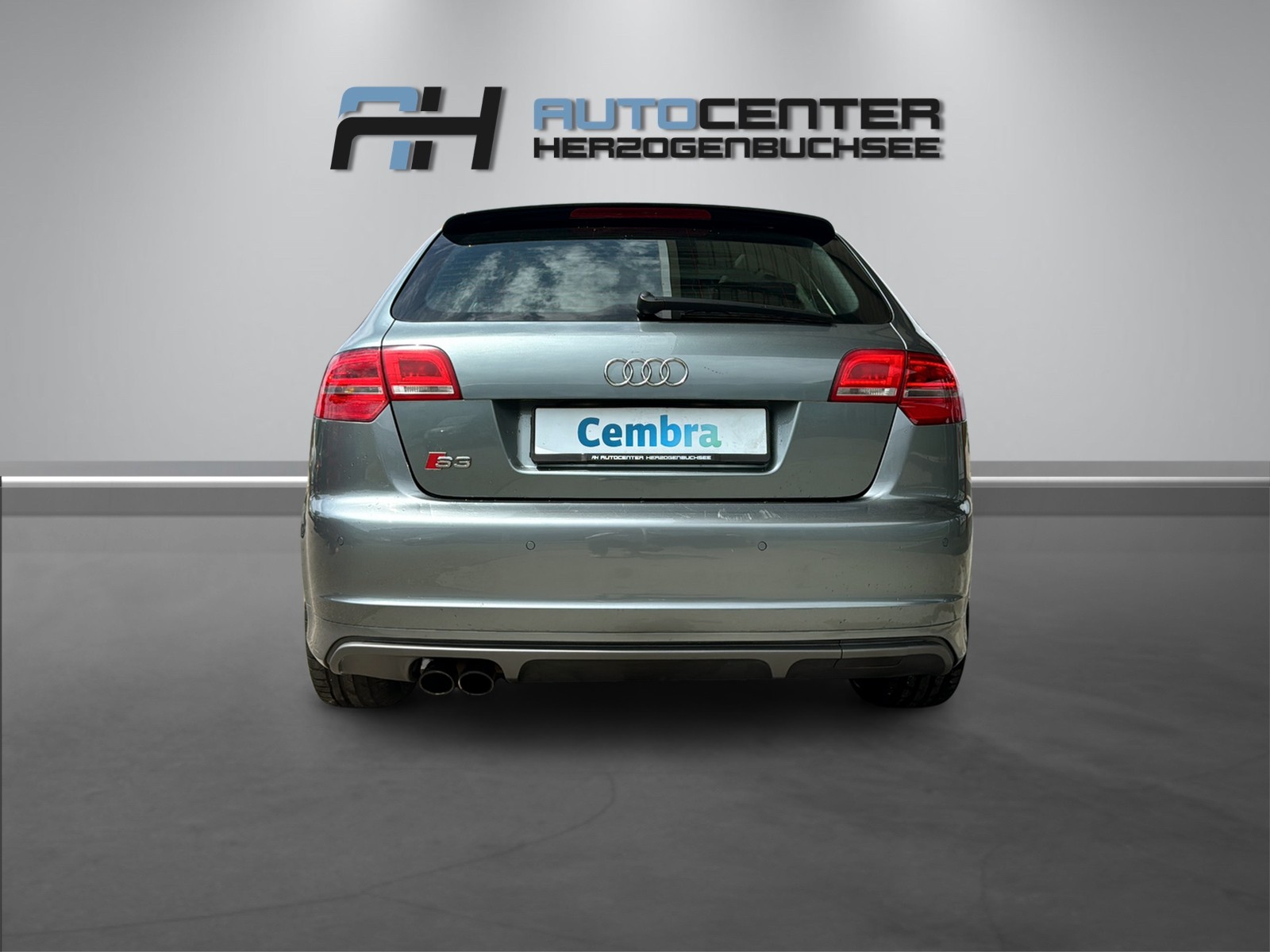 AUDI S3 Sportback 2.0 TFSI quattro S-tronic-image-3