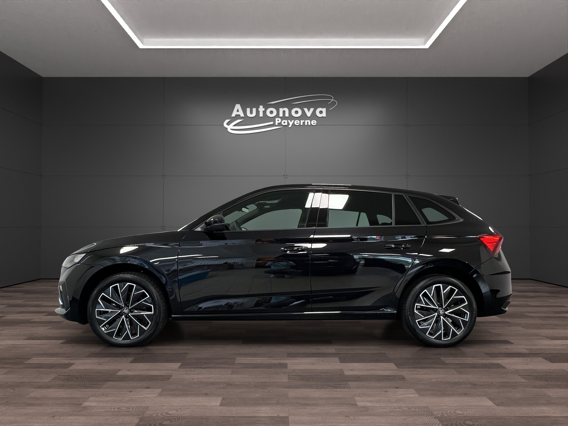 SKODA Scala 1.0 TSI Dynamic DSG-image-2