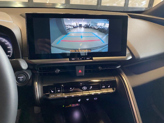 TOYOTA C-HR 2.0 PHEV Swiss Edition-image-12