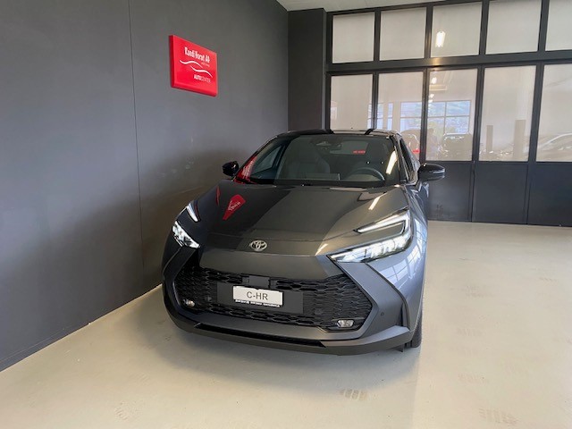 TOYOTA C-HR 2.0 PHEV Swiss Edition-image-1