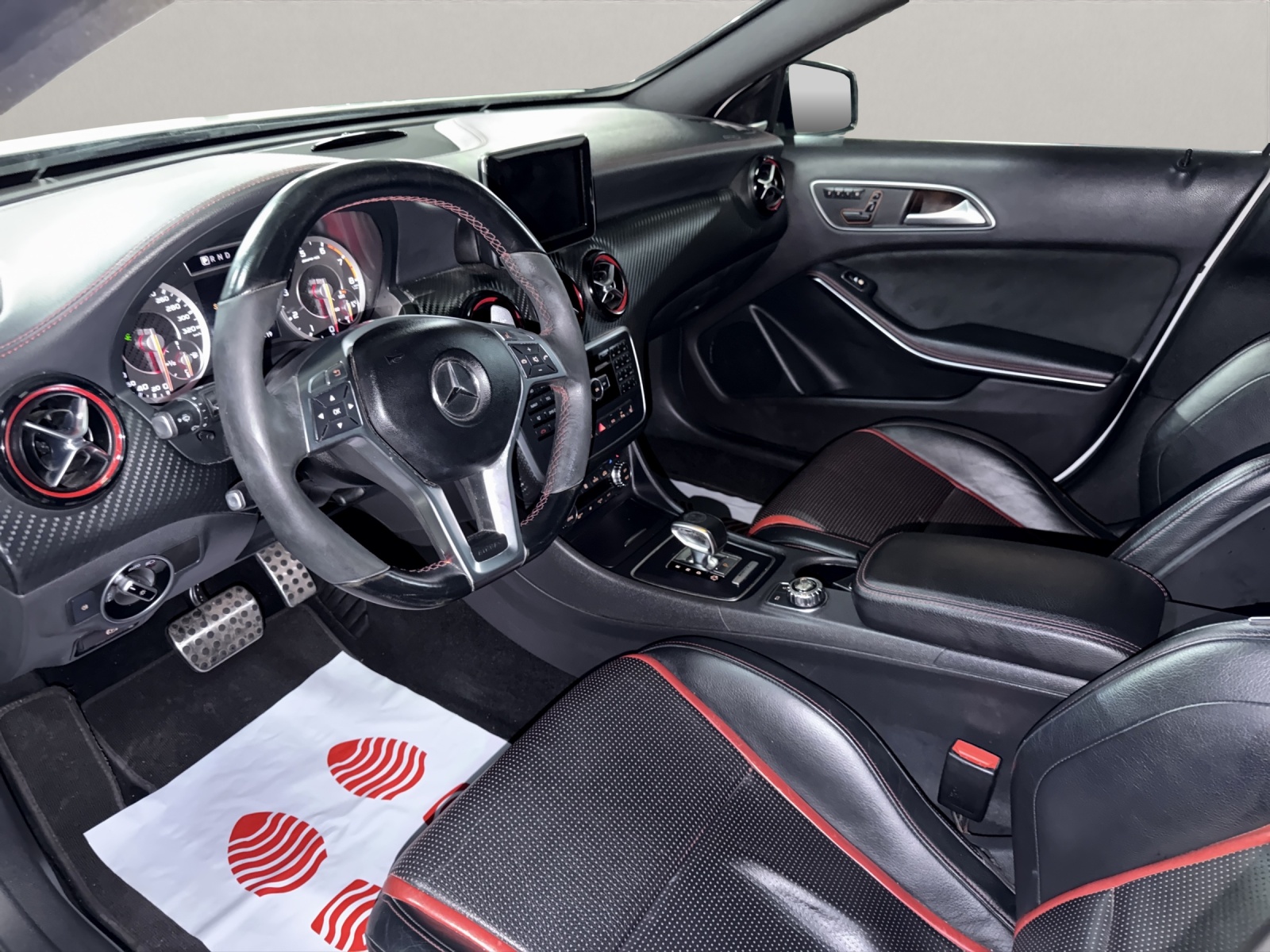 MERCEDES-BENZ A 45 AMG 4Matic Speedshift 7G-DCT-image-9