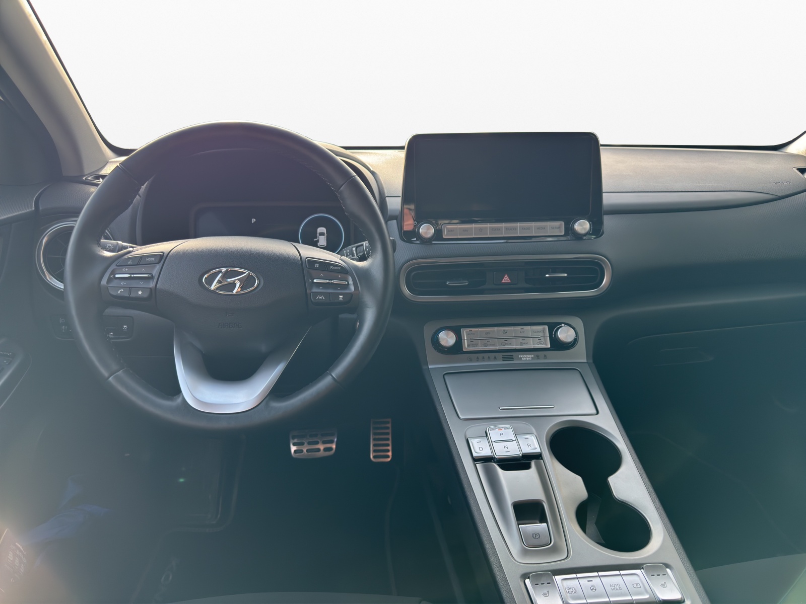 HYUNDAI Kona Electric Amplia-image-11
