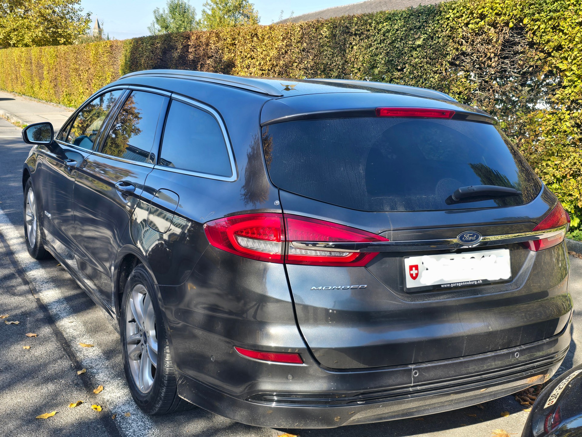 FORD Titanium-image-2
