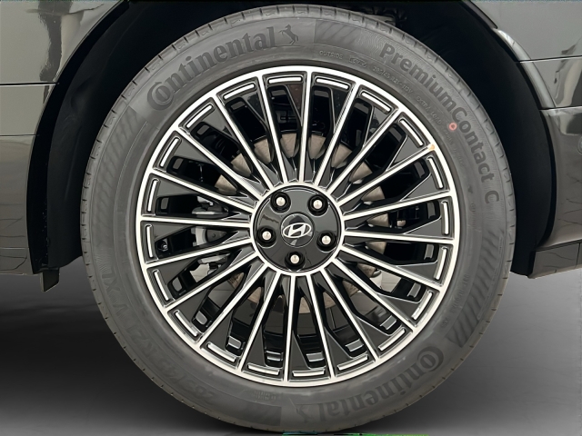 HYUNDAI Ioniq 9 Calligraphy 4WD-image-9