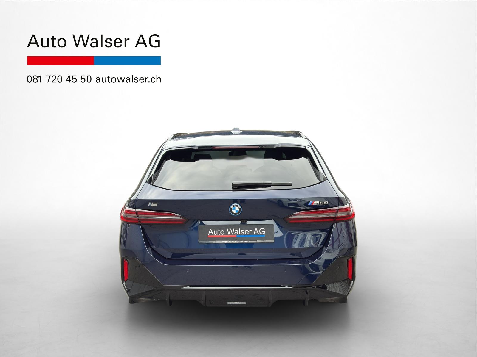 BMW i5 M60 xDrive Touring-image-3