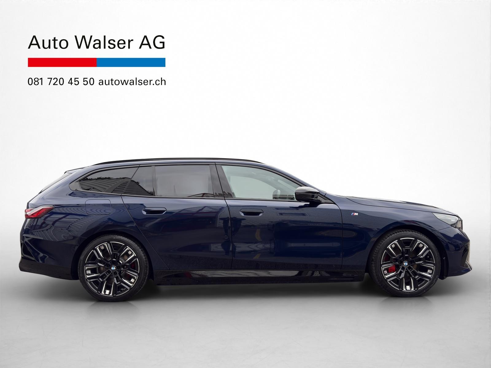 BMW i5 M60 xDrive Touring-image-5