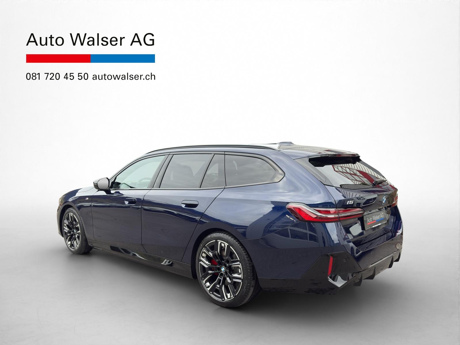 BMW i5 M60 xDrive Touring-image-2