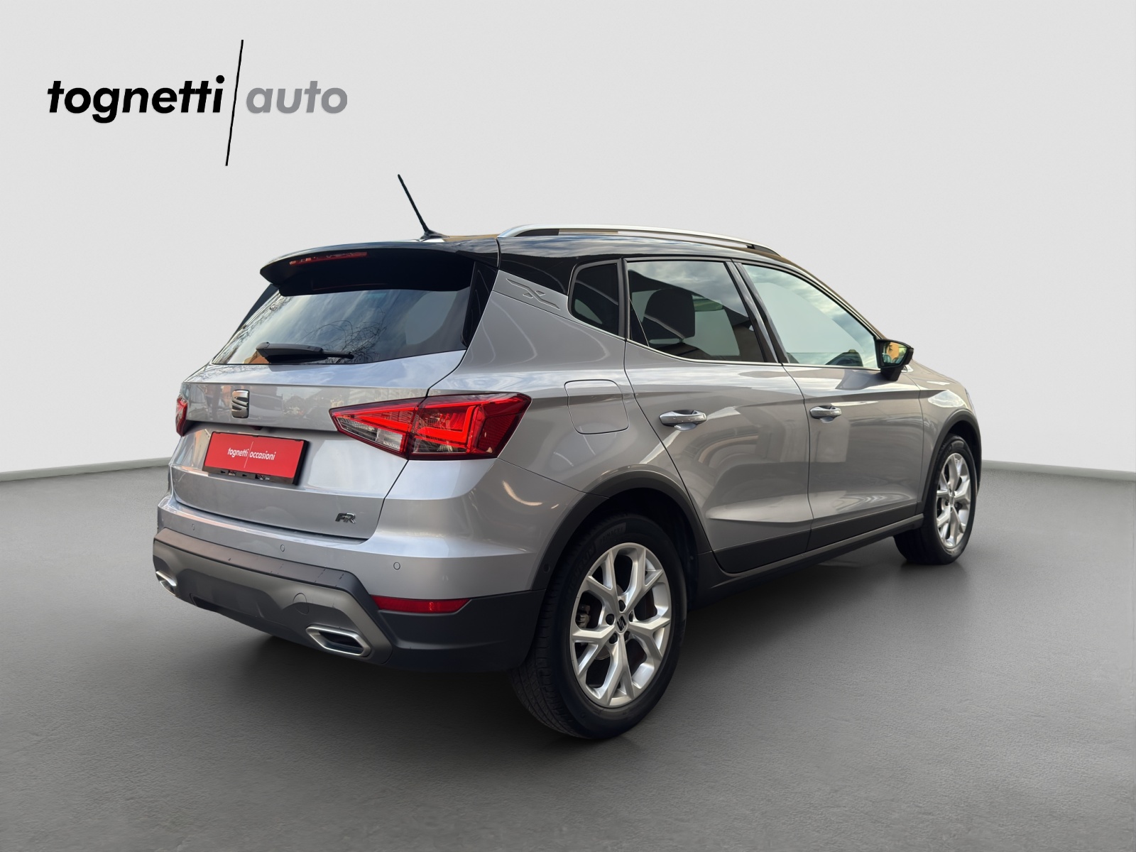 SEAT Arona 1.5 Eco TSI Hola FR DSG-image-3