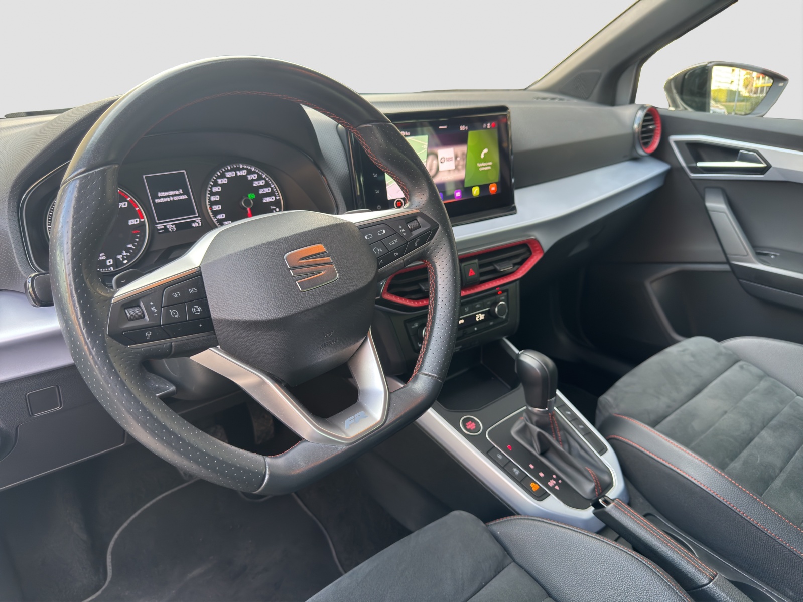 SEAT Arona 1.5 Eco TSI Hola FR DSG-image-7