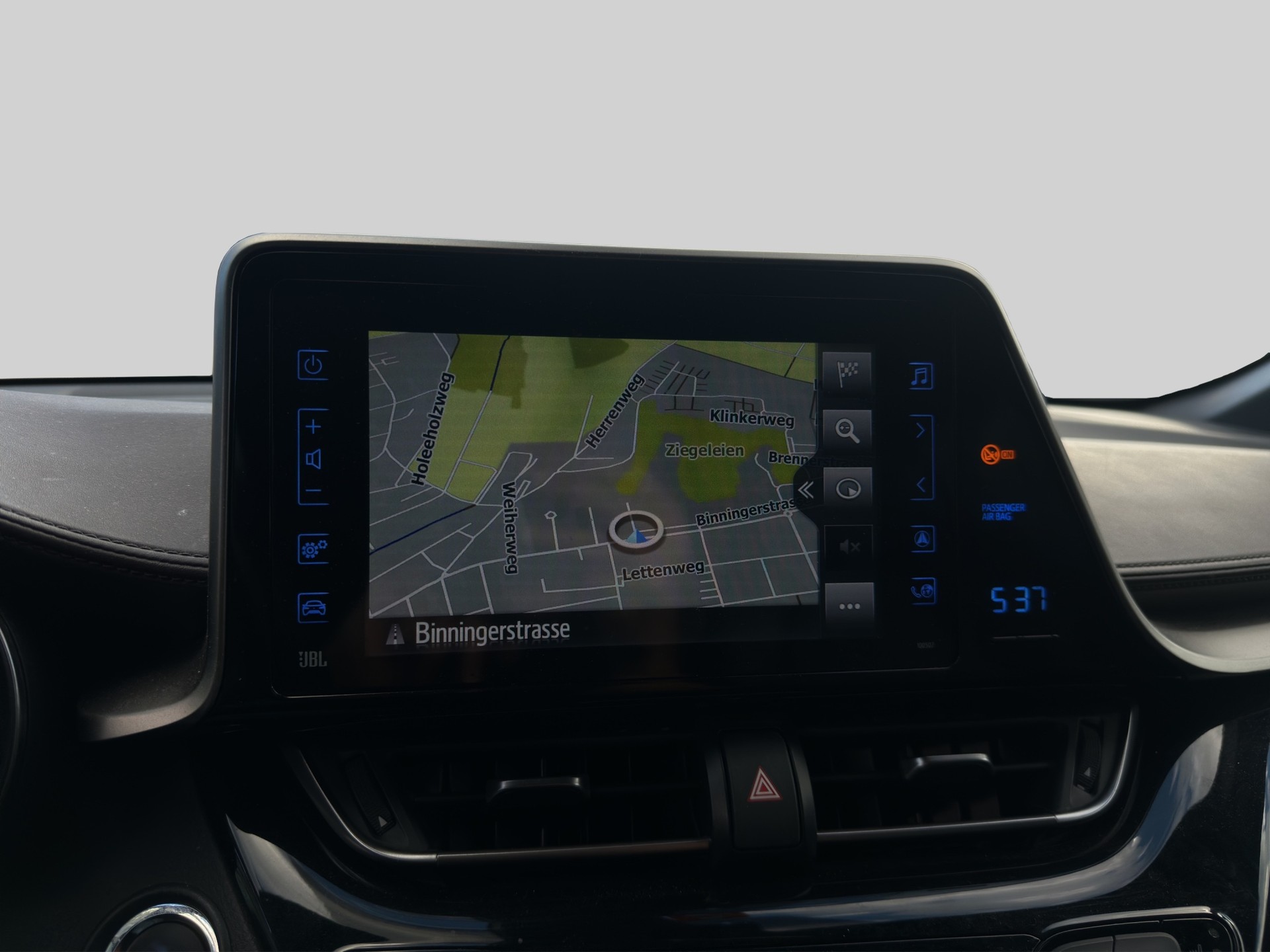 TOYOTA C-HR 1.2 Turbo Premium 4WD Multidrive S-image-12