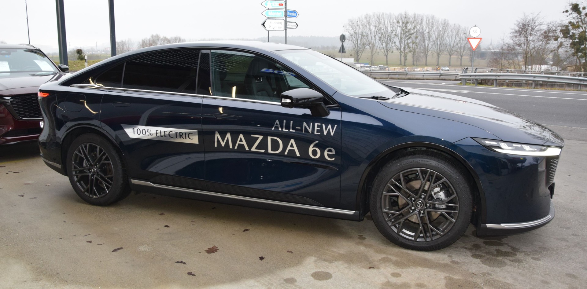 MAZDA 6e 258 69kWh Takumi-image-8
