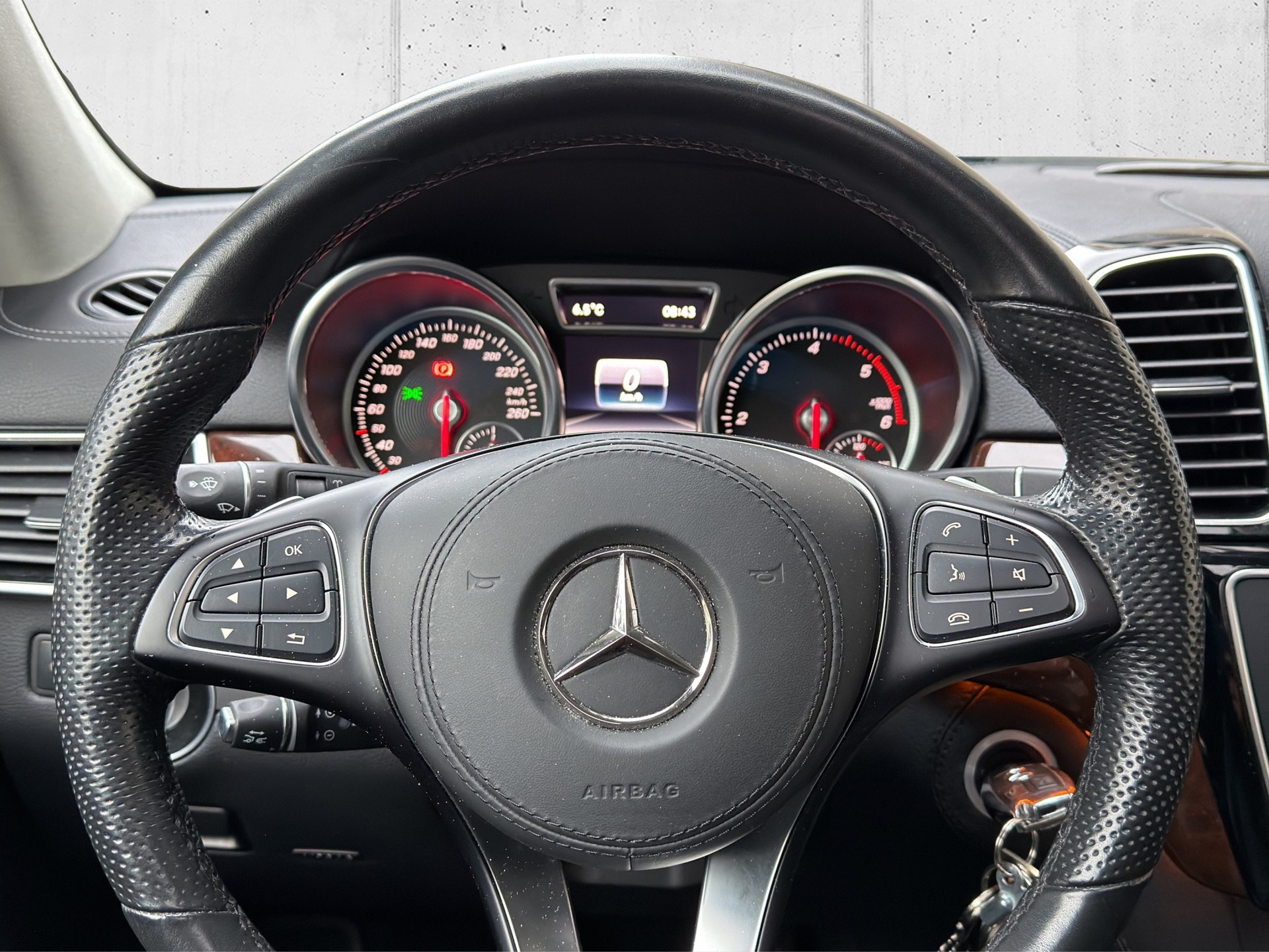 MERCEDES-BENZ GLS 350 d 4Matic 9G-TRONIC-image-13