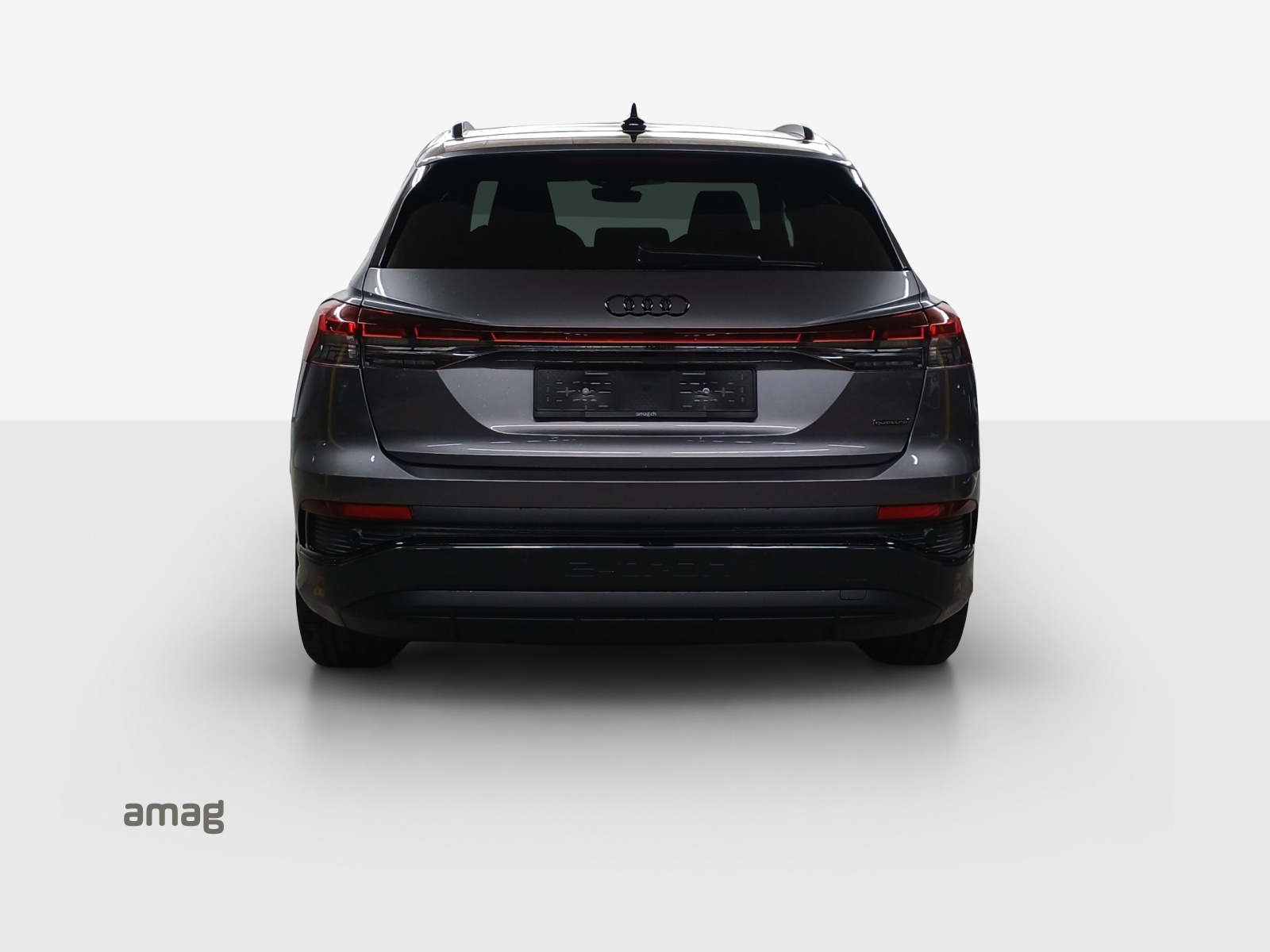 AUDI Q4 e-tron 45 quattro-image-3