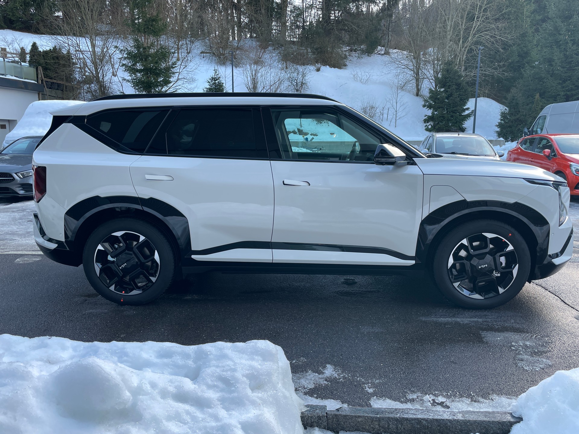 KIA EV5 81,4 kWh GT-Line mit GT-Line Pack und Panorama Dach-showroom-element-3