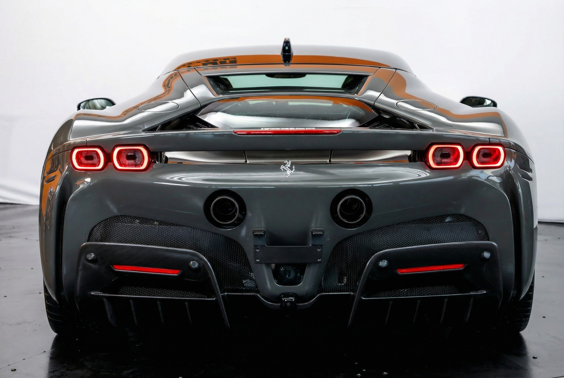 FERRARI SF90 Stradale 'Ferrari Historical Colours'-image-4