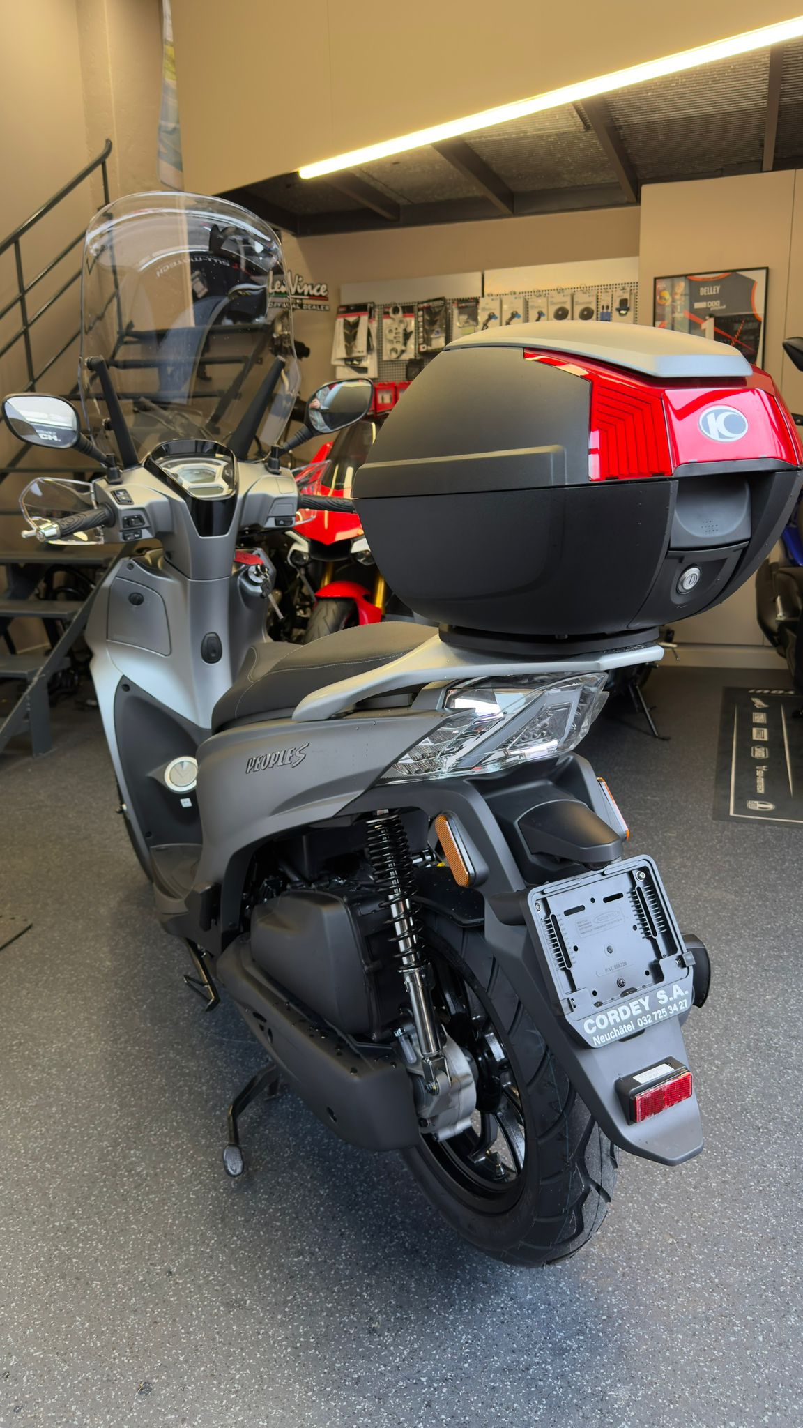 KYMCO People S 125i ABS Topcase/Windschild-showroom-element-3