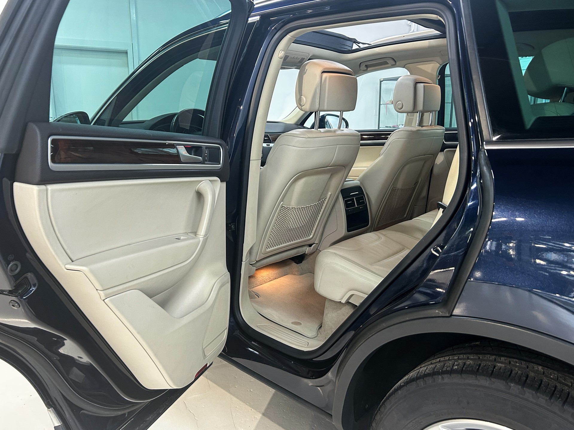 VW Touareg 3.6 FSI BlueMotion Technology Tiptronic-image-26