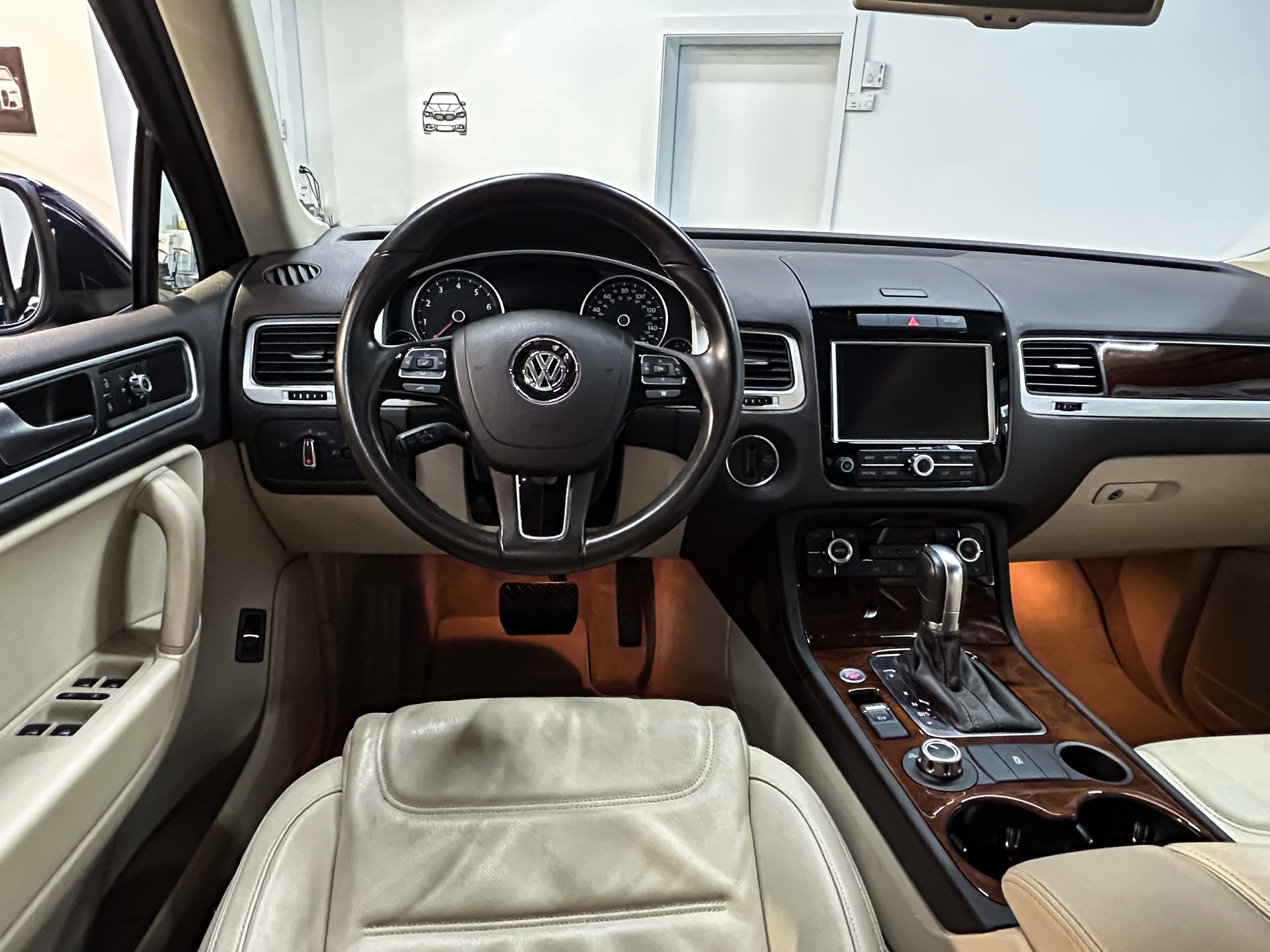 VW Touareg 3.6 FSI BlueMotion Technology Tiptronic-image-17