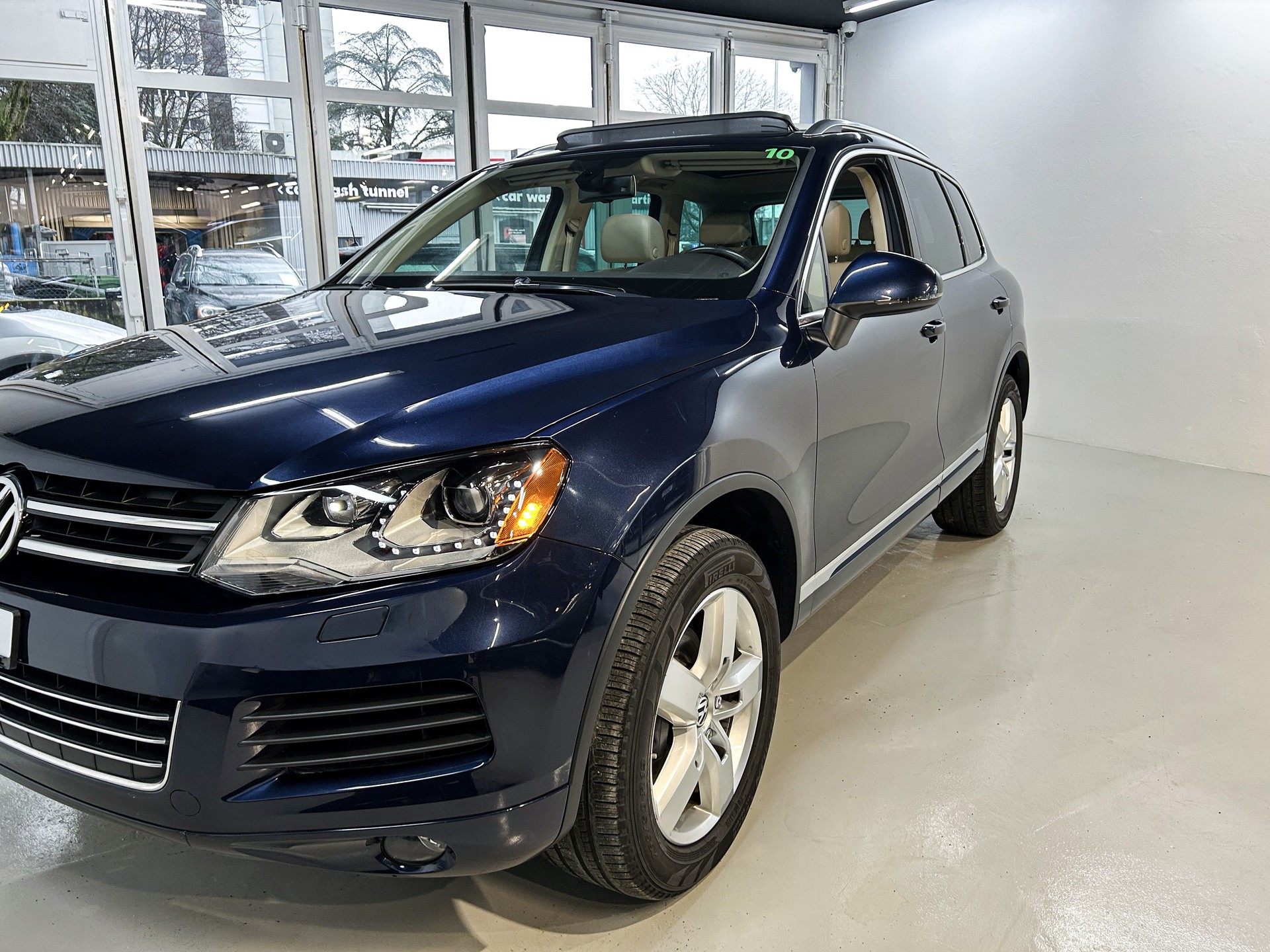 VW Touareg 3.6 FSI BlueMotion Technology Tiptronic-image-2