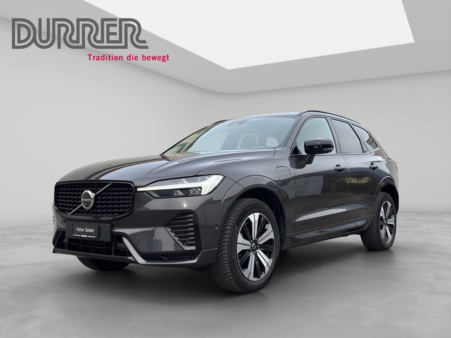 VOLVO XC60 2.0 T6 TE Plus Dark eAWD-image-0
