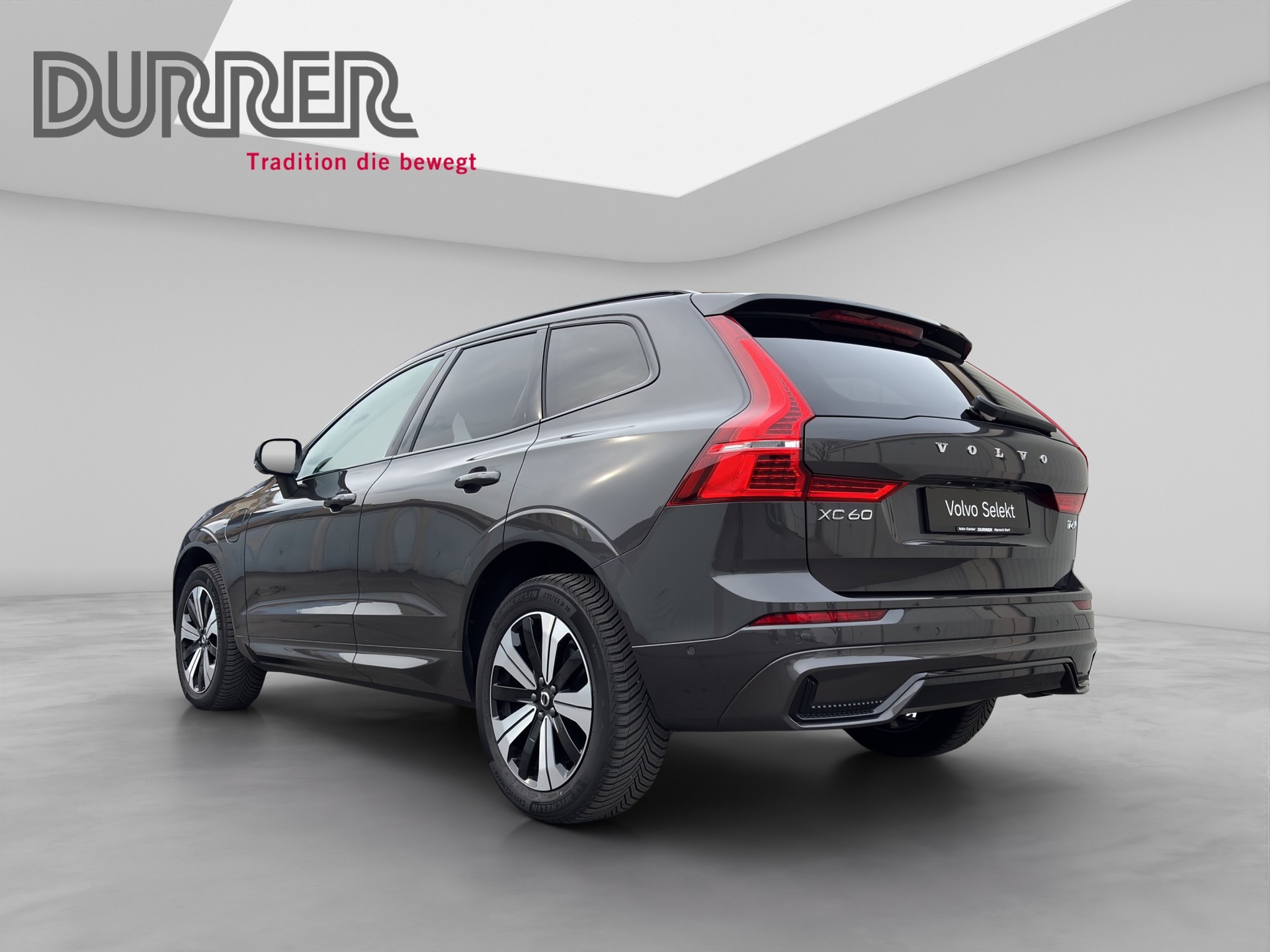 VOLVO XC60 2.0 T6 TE Plus Dark eAWD-image-2