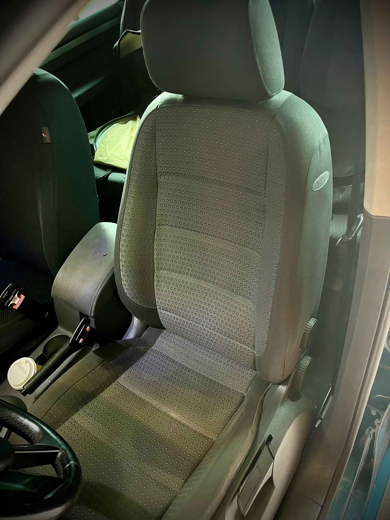 VW Touran 2.0 FSI Highline-image-8