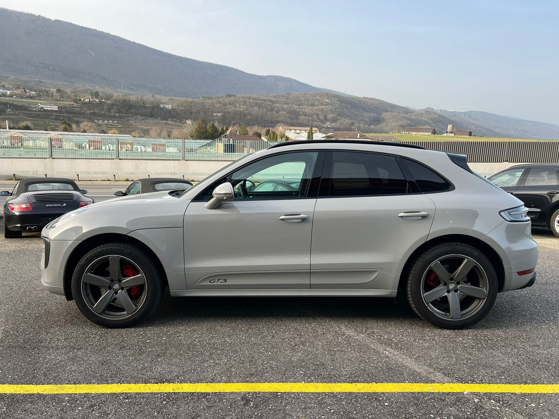 PORSCHE Macan GTS PDK-showroom-element-3