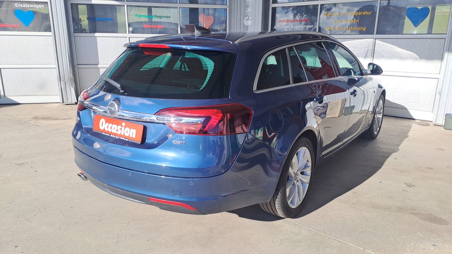 OPEL Insignia Sports Tourer 2.0 CDTI Cosmo Automatic-image-5