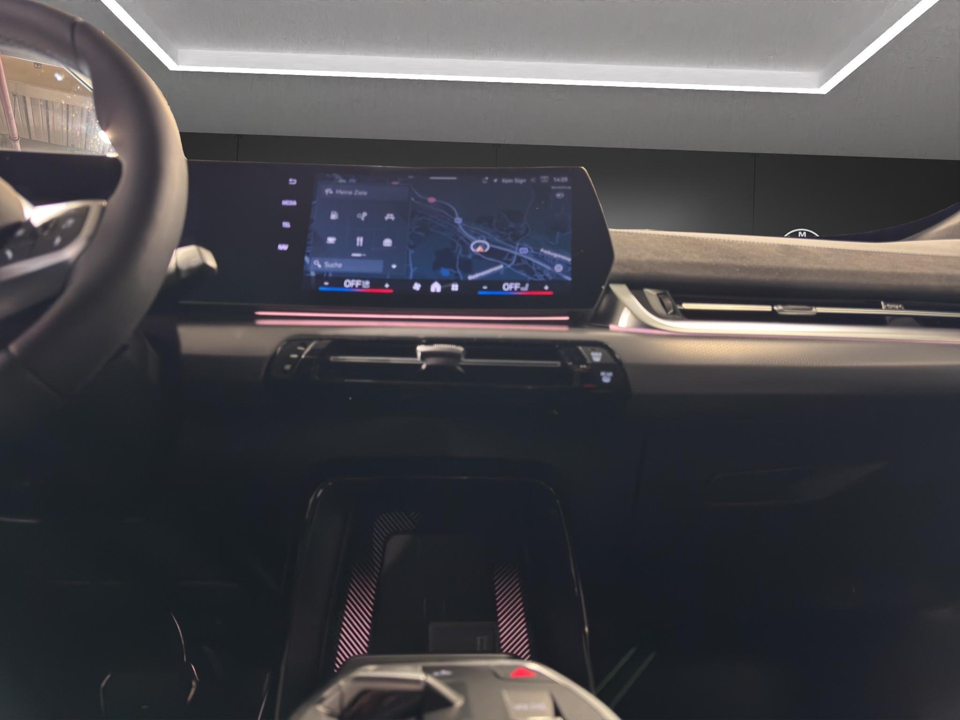 BMW X1 20d xDrive paddles-image-18
