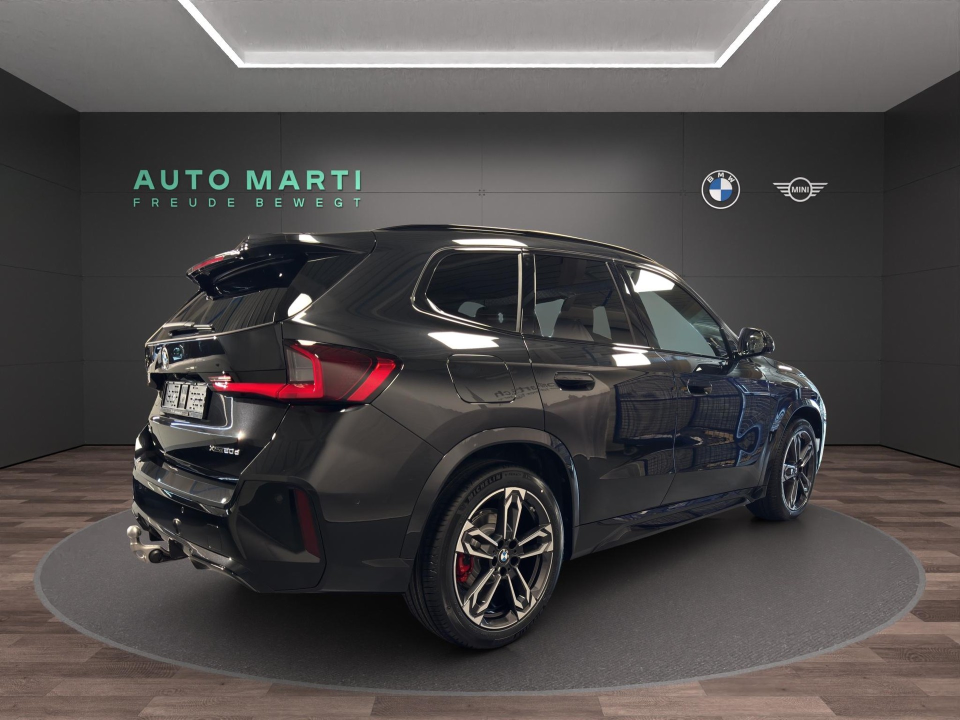 BMW X1 20d xDrive paddles-image-3