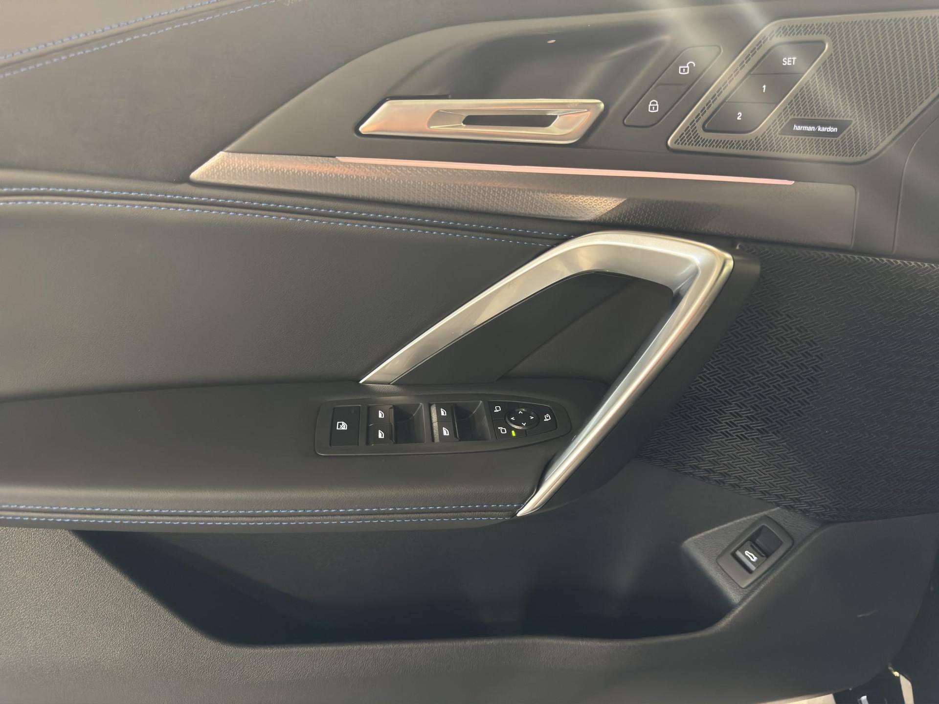 BMW X1 20d xDrive paddles-image-11